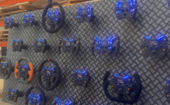 Découverte des 2 modules Hub Asetek + 6 roues de volant