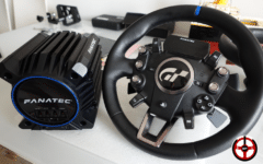 Le bundle Fanatec GT DD Extreme propose la base CS DD+ et le volant ClubSport Gran Turismo au prix de 1299,95€