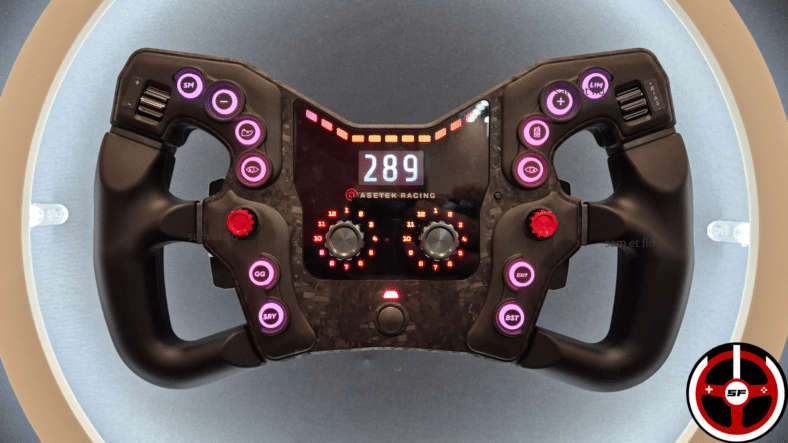 Asetek à la SimExpo 2026 : garantie 5 ans, base DD10 compatible Xbox et nouveau volant à 299 €